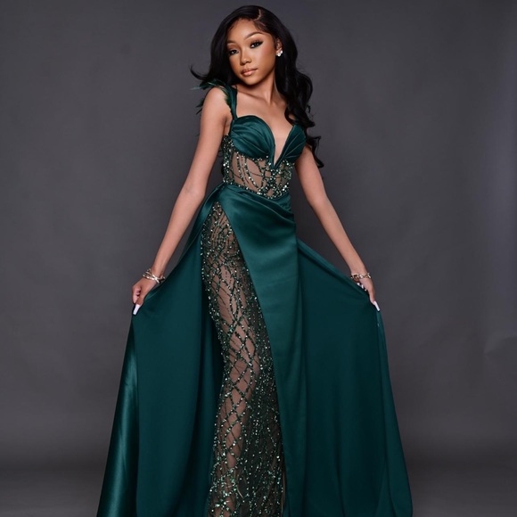 Minna Fashion Dresses | Minna Fashion Haute Couture Floor Length Gown | Color: Green | Size: 0/1 | Gbconfidential's Closet
